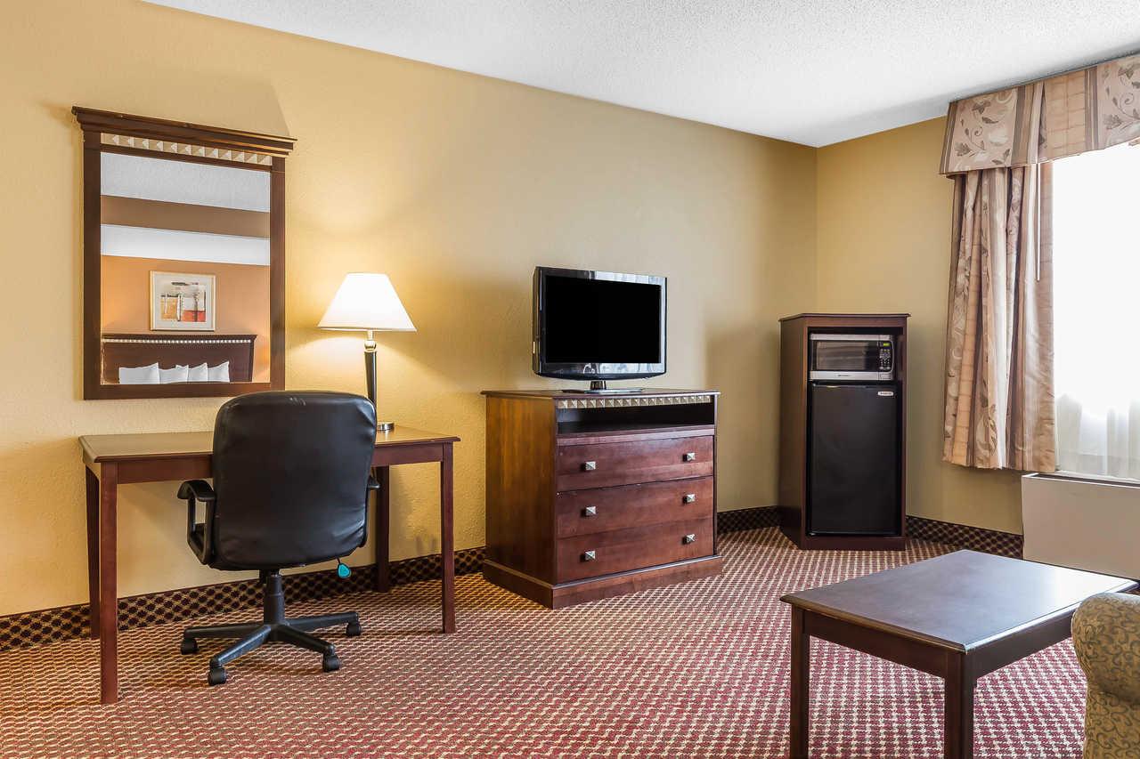Quality Inn & Suites Bloomington I-55 And I-74 Luaran gambar
