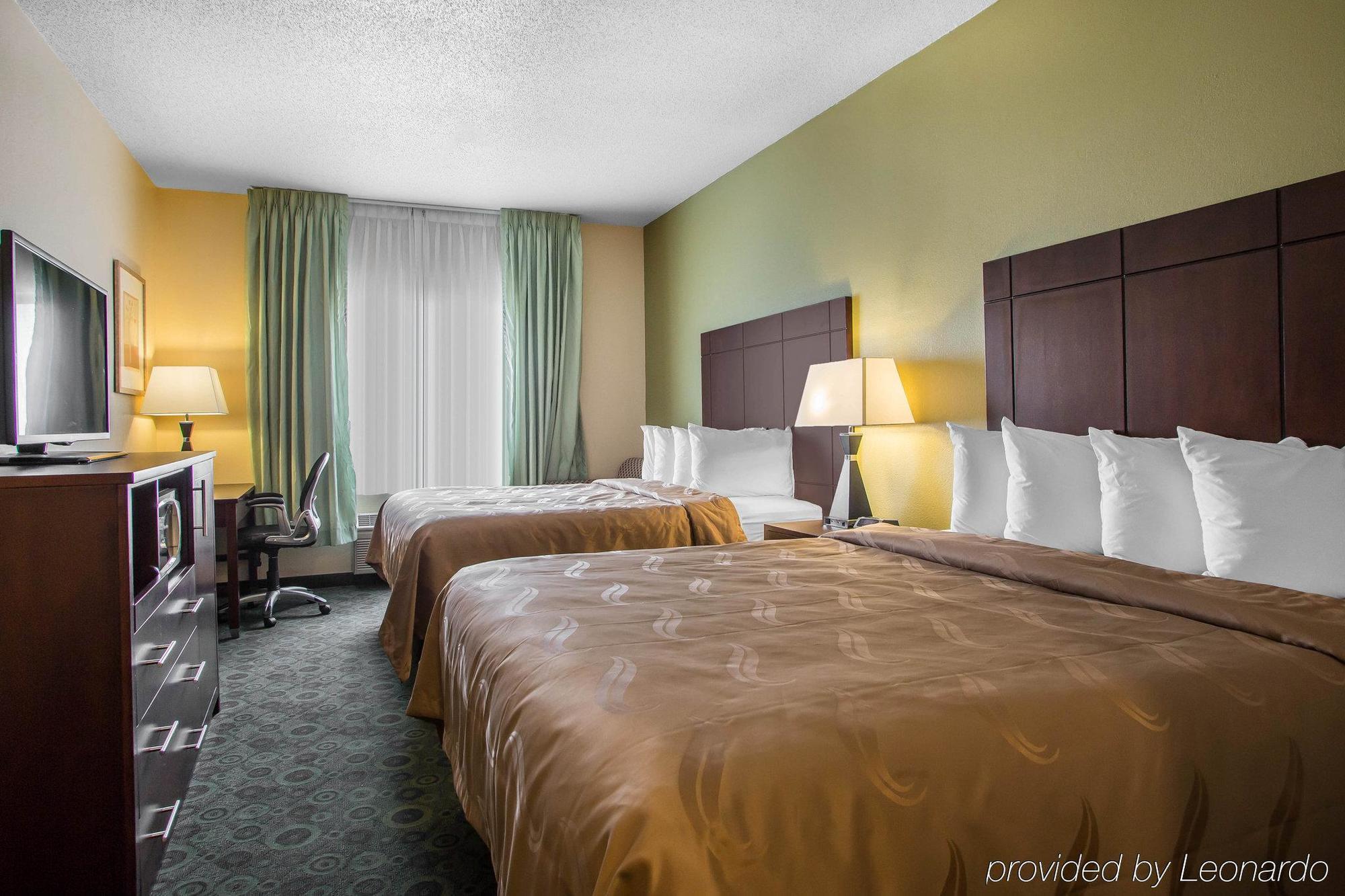 Quality Inn & Suites Bloomington I-55 And I-74 Luaran gambar